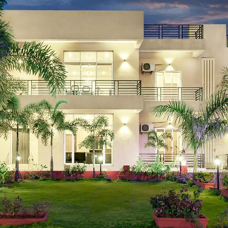Eko Stay - Octagon Farms Villa Lonavala Esterno foto