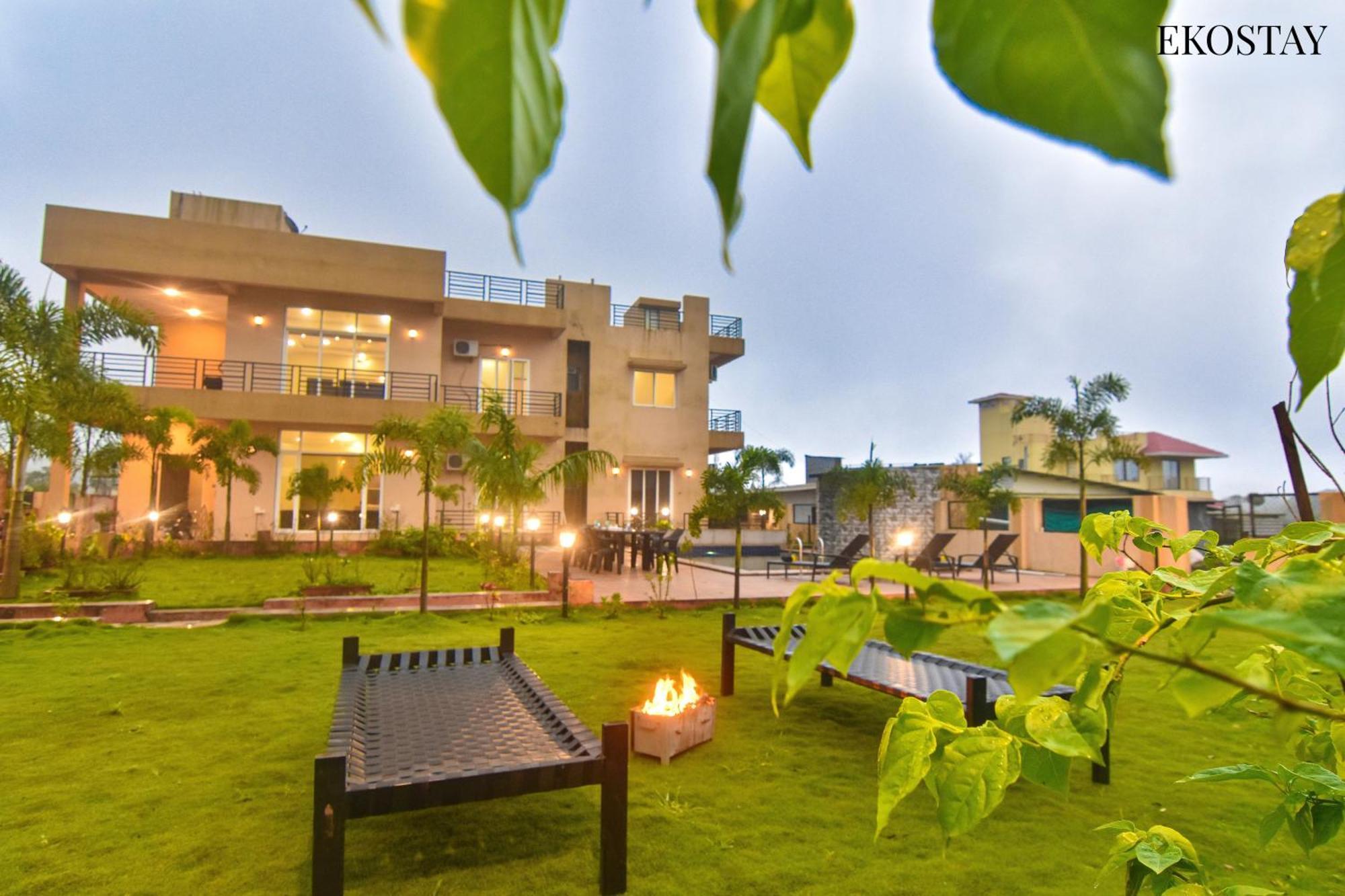 Eko Stay - Octagon Farms Villa Lonavala Esterno foto